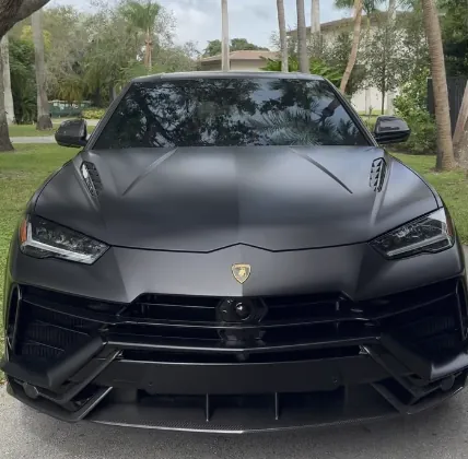 Black Lamborghini Urus front end